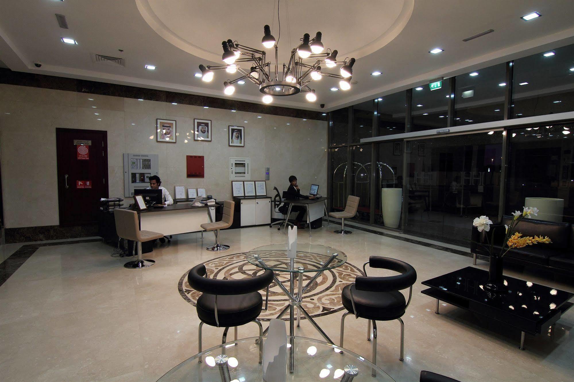Home To Home Apartments 두바이 외부 사진